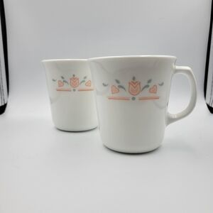 Set of 2 Vintage Corelle Corningware Pink Tulip & Heart Mugs
